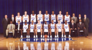 Read more about the article 1996 Kentucky Basketball Roster; Mark Pope Now in Charge at U.K.