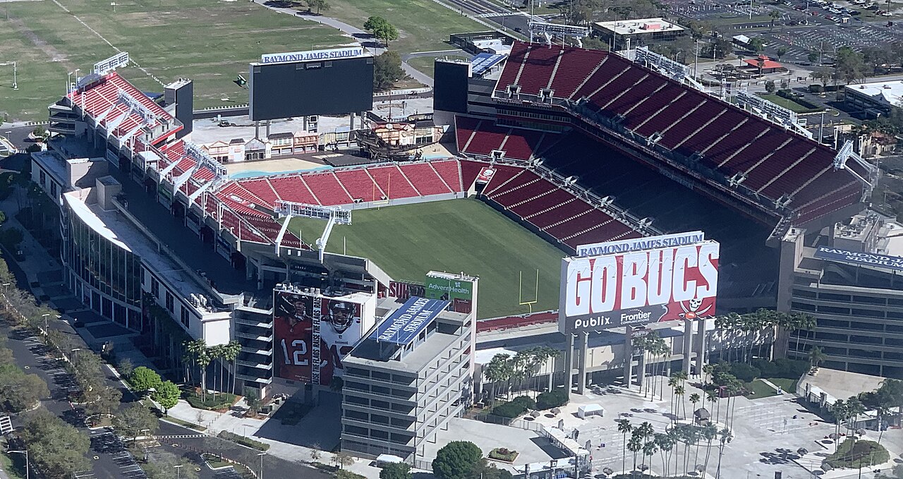 Tampa Bay Buccaneers Exterior - Sports Brackets Raymond James Stadium exterior
